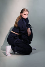 Cargar imagen en el visor de la galería, Structured Navy Jacket
