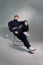 Cargar imagen en el visor de la galería, Structured Navy Jacket
