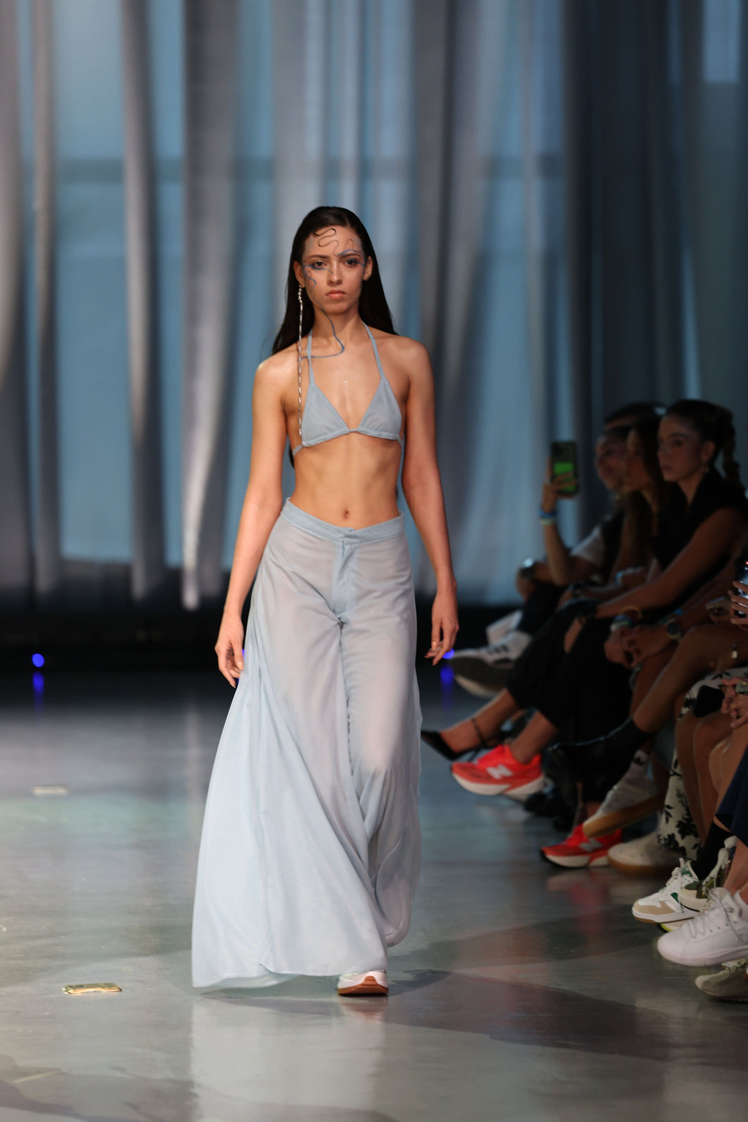 Mesh Celeste Palazzo