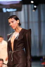 Cargar imagen en el visor de la galería, Structured Faux Leather Blazer
