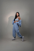 Cargar imagen en el visor de la galería, Puffy Denim Jacket
